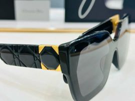 Picture of Dior Sunglasses _SKUfw56969435fw